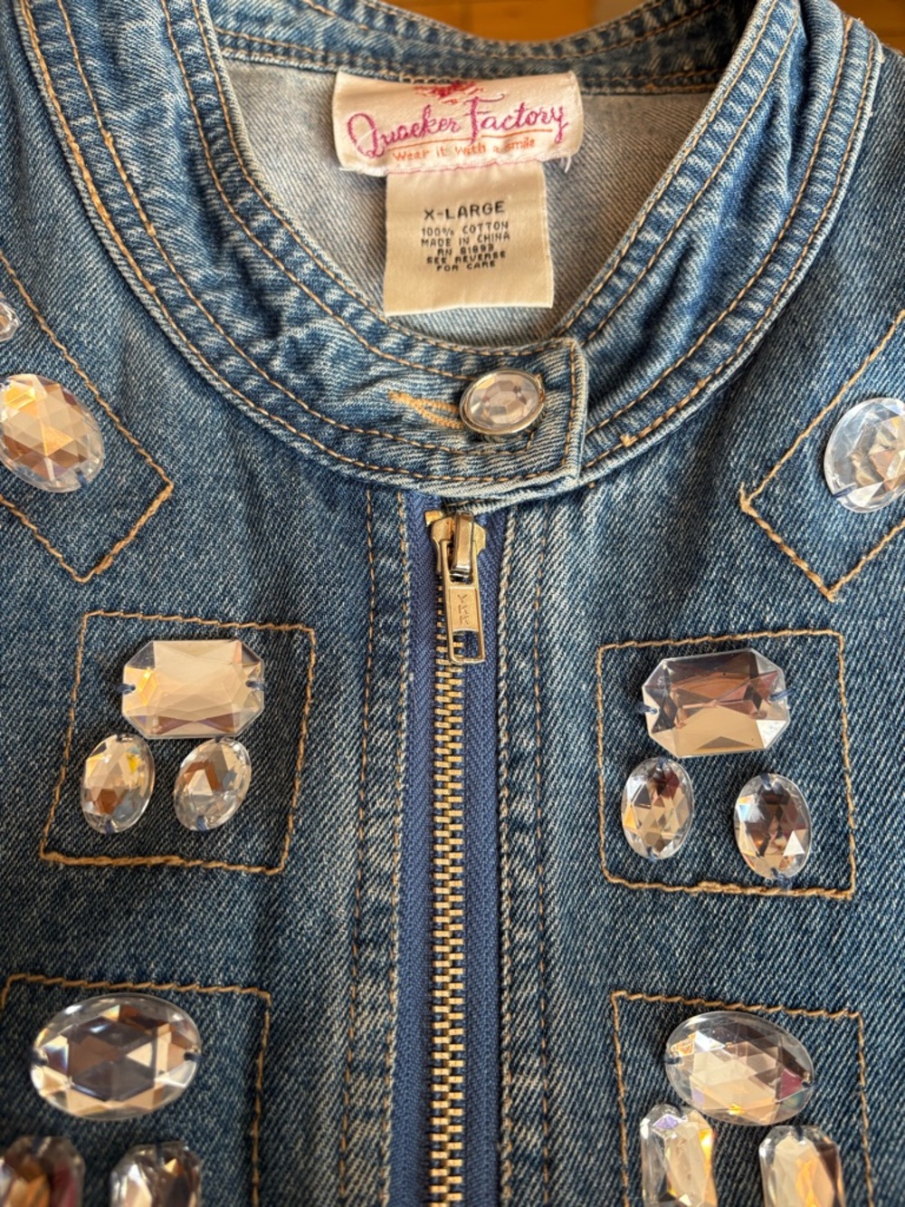 Quacker Factory jean Jacket with rhinestone jewel Embellishments, Sz XL. - Picture 10 of 11